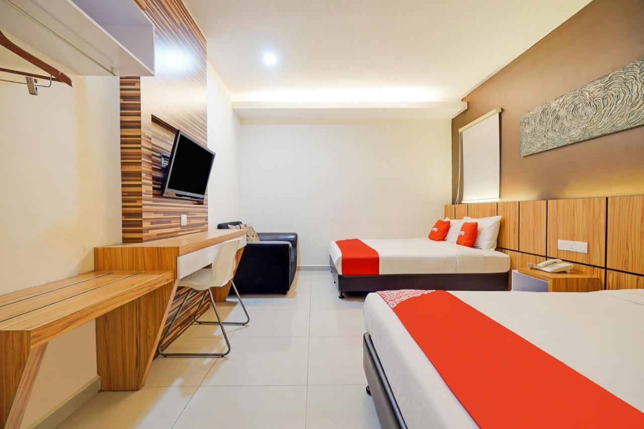 Gm Holiday Hotel Permai Jaya Kampong Tebing Rabak Exterior foto