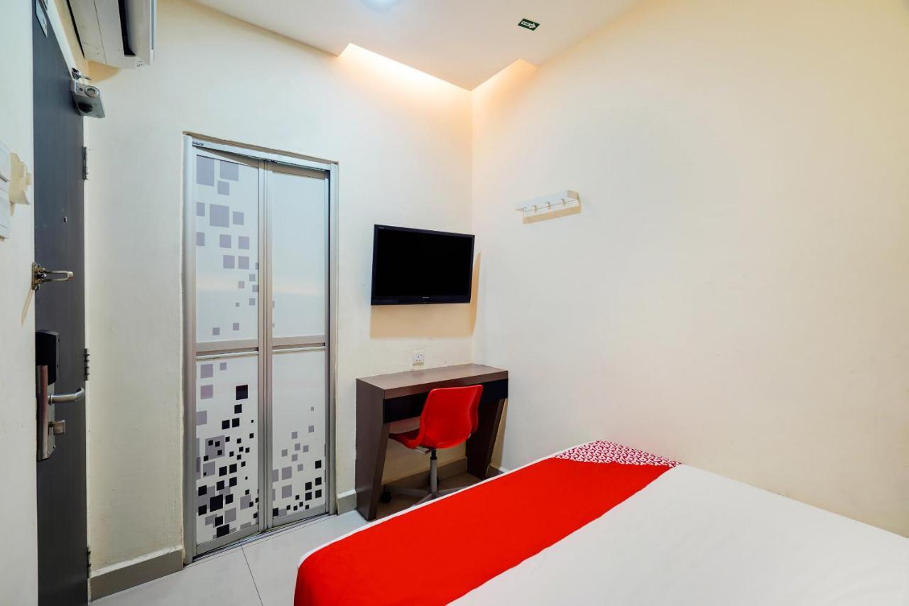 Gm Holiday Hotel Permai Jaya Kampong Tebing Rabak Exterior foto