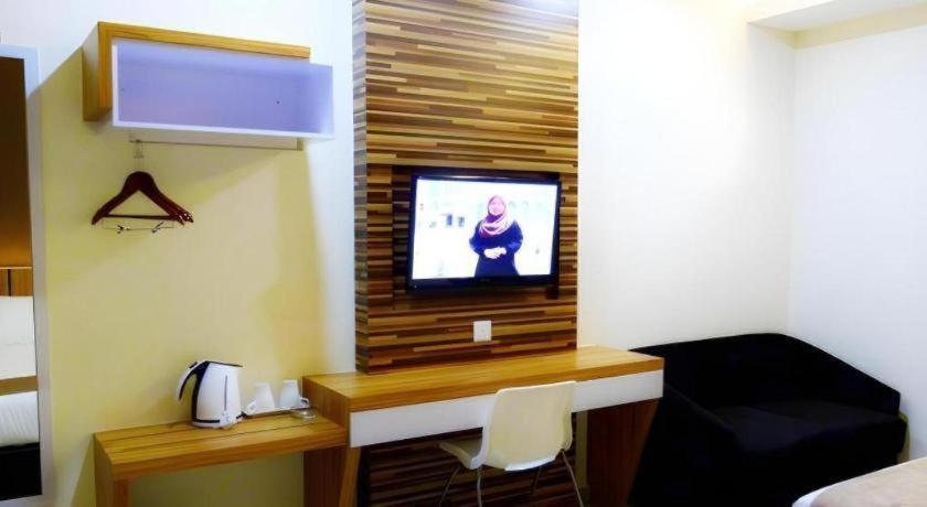 Gm Holiday Hotel Permai Jaya Kampong Tebing Rabak Exterior foto